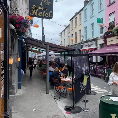 7 Boutique Hotel 4* Galway