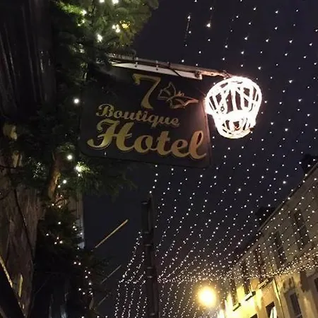 Πανσιόν 7 Boutique