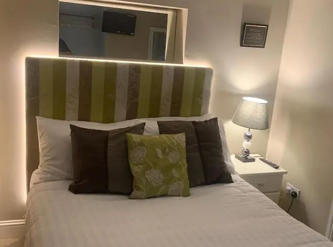 Pensión 7 Boutique Galway