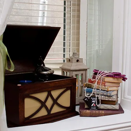 招待所 7 Boutique 4*