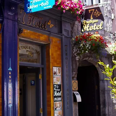 招待所 7 Boutique 4*